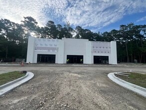 8241 Pinellas Dr, Bluffton, SC for lease Interior Photo- Image 1 of 5