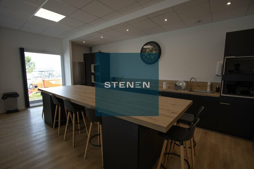 39 Avenue Gaston Imbert, Rousset for lease - Building Photo - Image 2 of 8