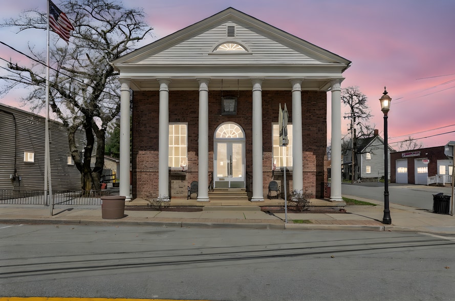 62 Main St, Pine Bush, NY for sale - Building Photo - Image 2 of 45