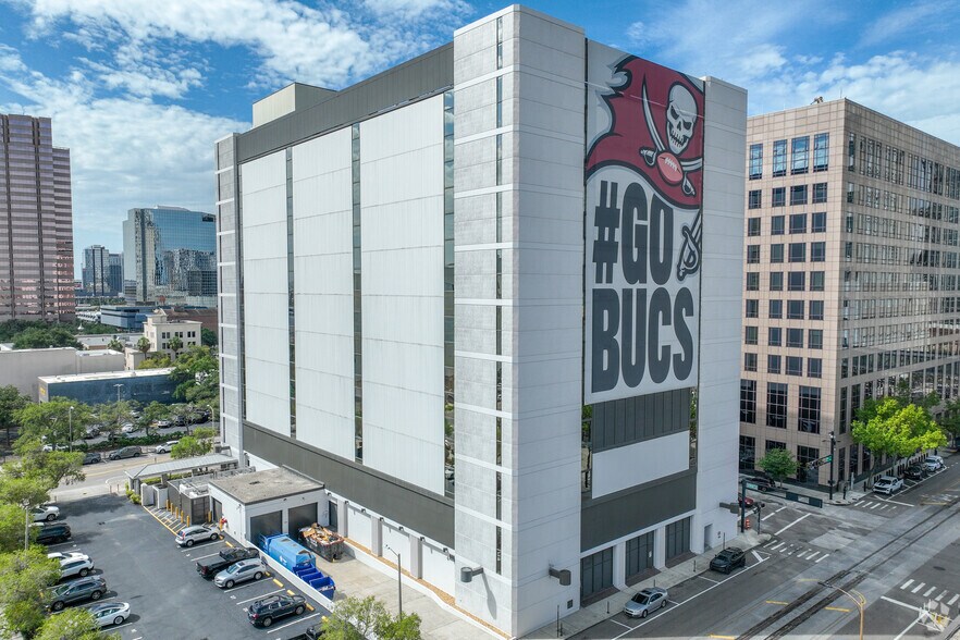 610 E Zack St, Tampa, FL à louer - Photo du bâtiment - Image 2 de 15
