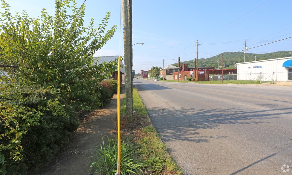 507 Noble St, Anniston, AL à vendre - Photo du bâtiment - Image 2 de 5