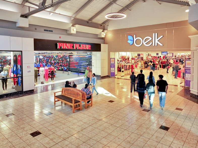 2922-2930 Watson Blvd, Centerville, GA for lease - Building Photo - Image 3 of 26