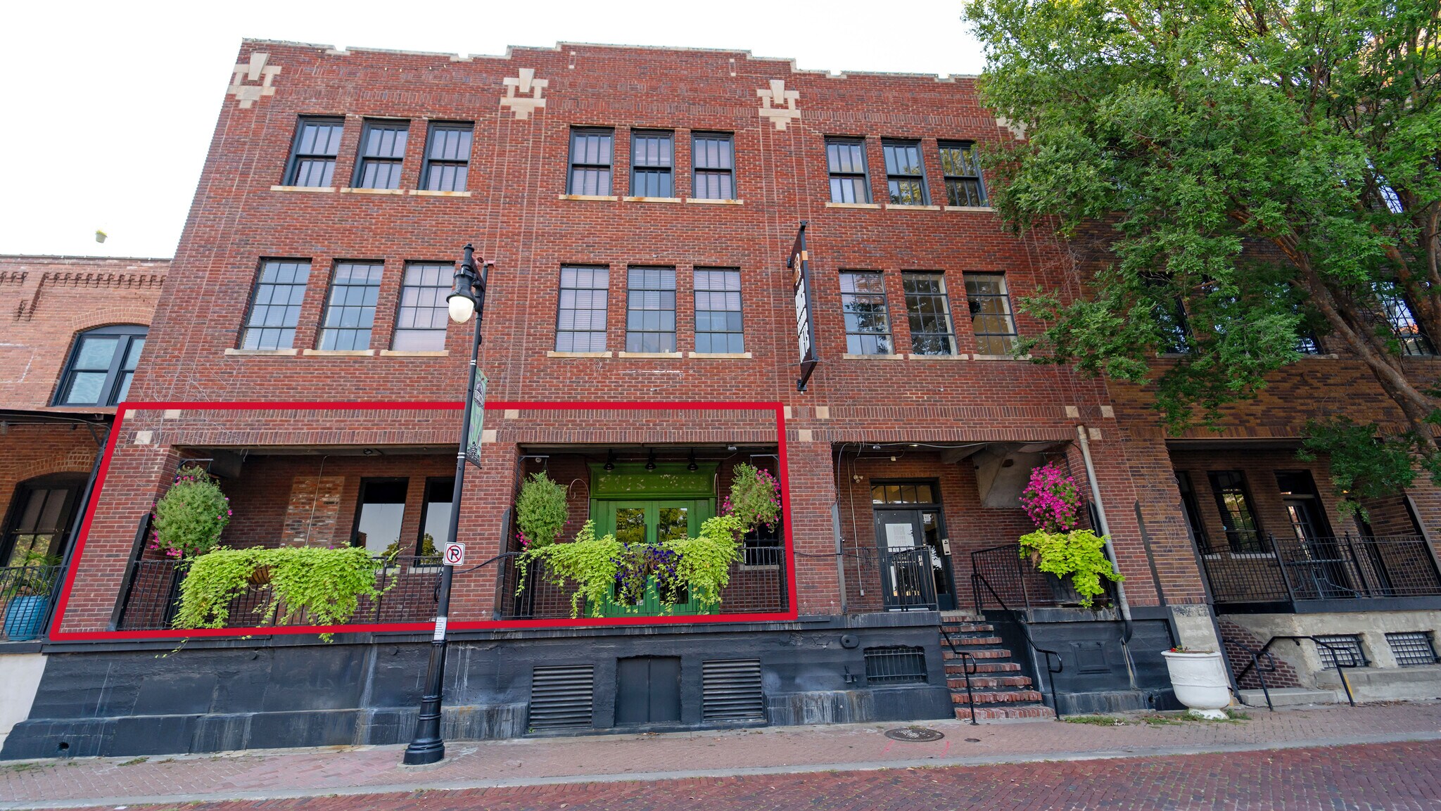 143 N Rock Island St, Wichita, KS à vendre Photo du bâtiment- Image 1 de 3