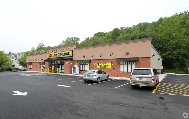 Plus de détails pour 771 College Hwy, Southwick, MA - Commerce de détail à vendre