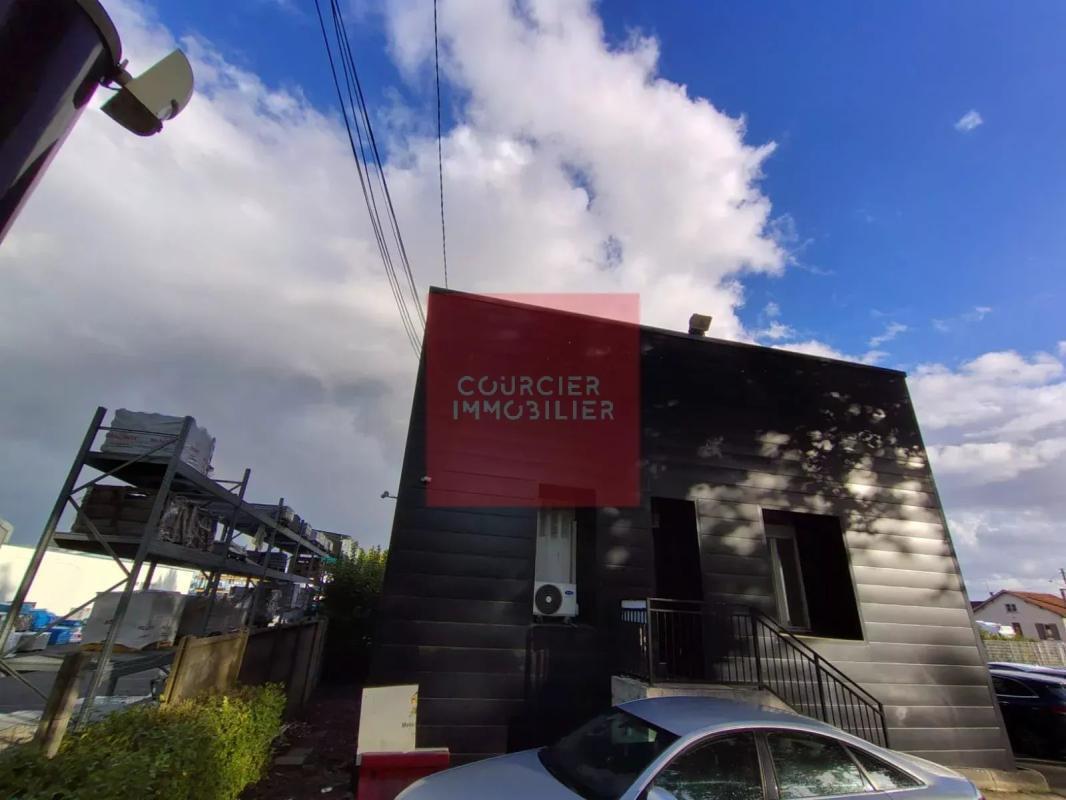 185 Route Nationale 10, Coignières for lease Building Photo- Image 1 of 10