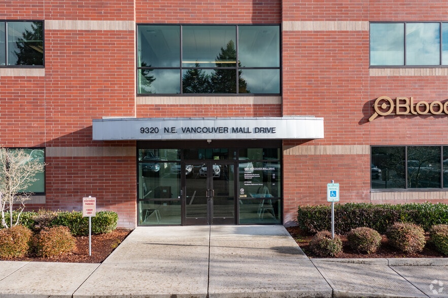 9300 NE Vancouver Mall Dr, Vancouver, WA for lease - Building Photo - Image 2 of 4