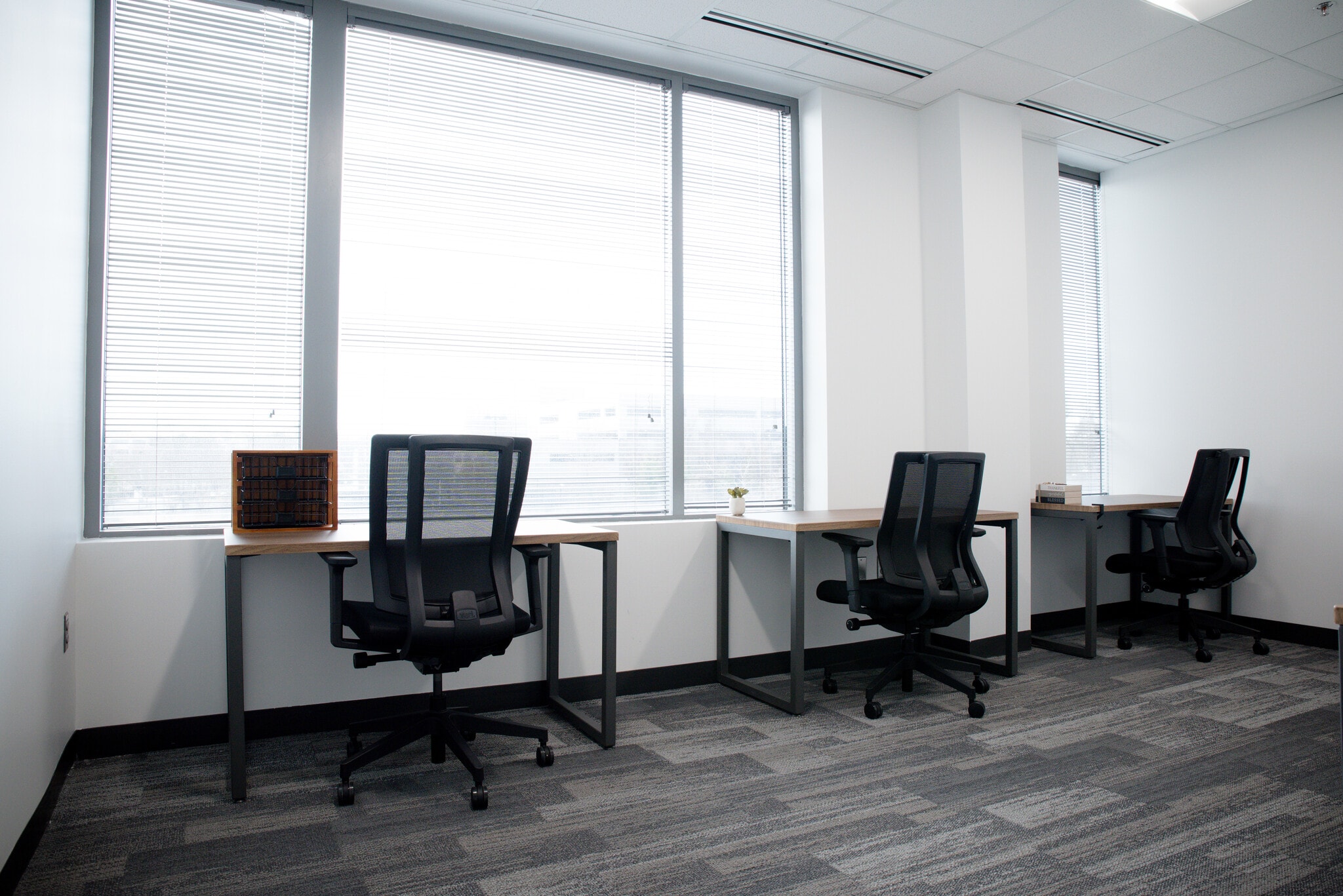 5825 University Research Ct, College Park, MD à louer Photo intérieure- Image 1 de 1