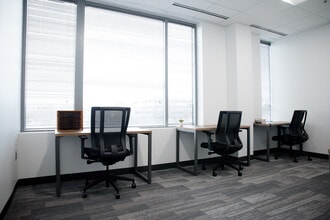 5825 University Research Ct, College Park, MD à louer Photo intérieure- Image 1 de 1