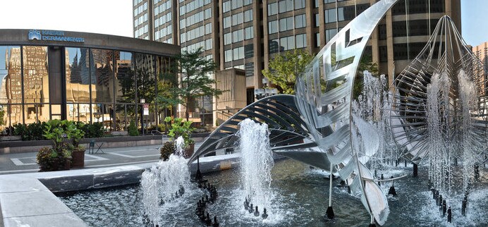 10 Hopkins Plz, Baltimore, MD à louer Photo du bâtiment- Image 1 de 3