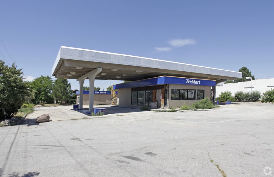 329 N Main St, Clearfield, UT for lease - Building Photo - Image 2 of 3