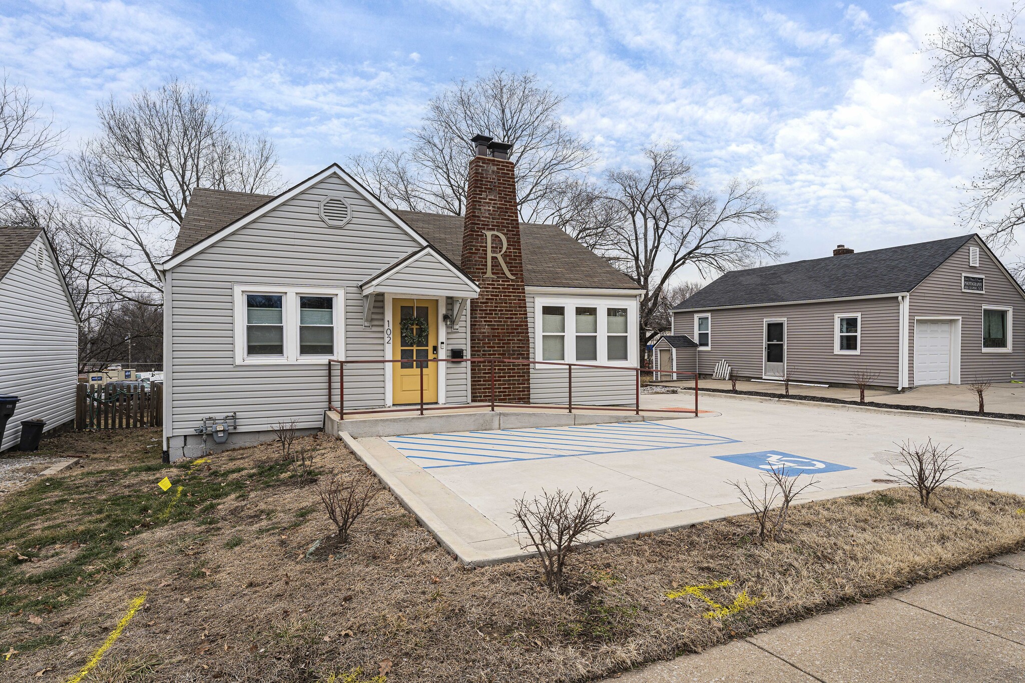 102 Sw 2nd St, Lee's Summit, MO for sale Primary Photo- Image 1 of 15