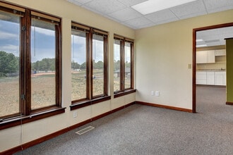 1300 Plaza Ct N, Lafayette, CO for lease Interior Photo- Image 2 of 8