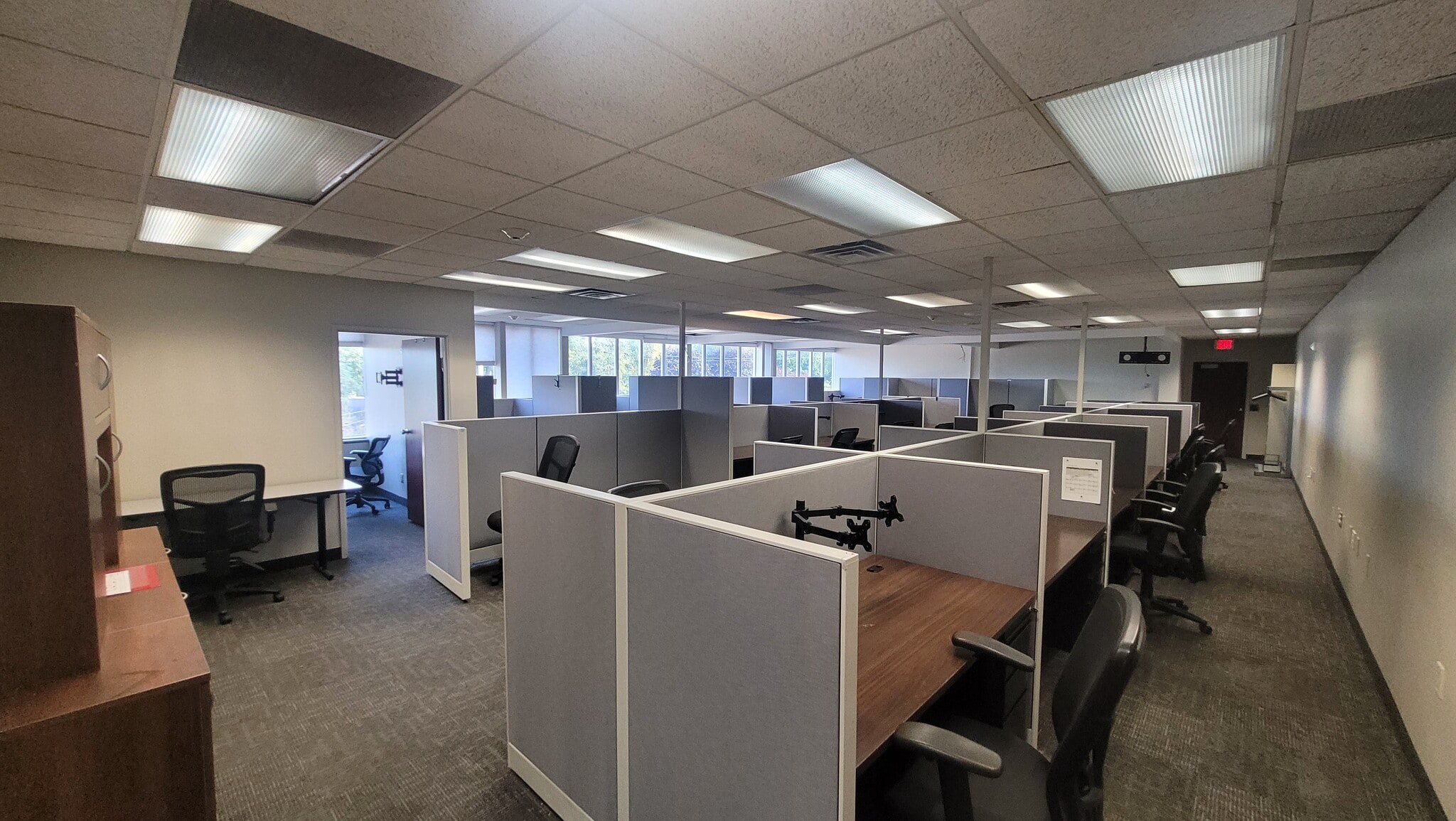 20800 Southfield Rd, Southfield, MI for lease Interior Photo- Image 1 of 1
