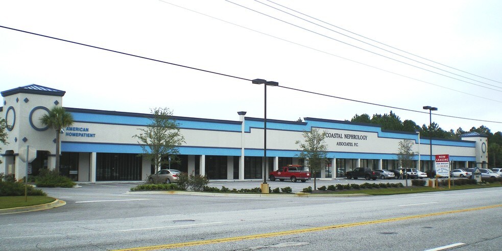 208 Scranton Connector, Brunswick, GA à vendre - Photo du bâtiment - Image 2 de 3