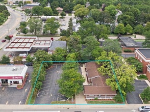 712 W Main St, West Dundee, IL - AERIAL  map view - Image1