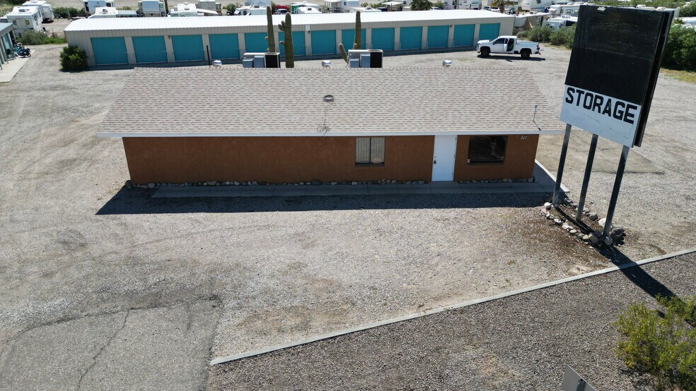 511 E Main St, Quartzsite, AZ à louer - Photo du bâtiment - Image 2 de 23