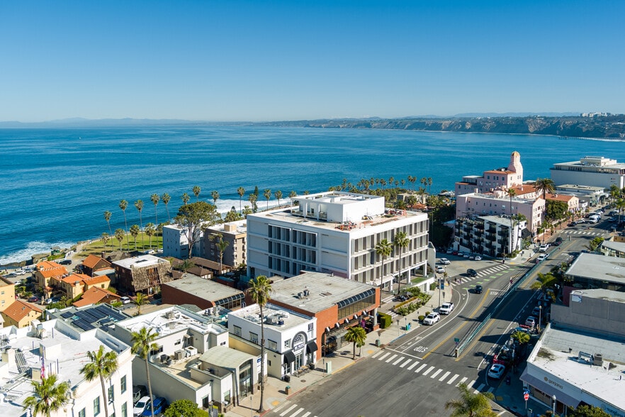 1010-1012 Prospect St, La Jolla, CA à vendre - Photo du bâtiment - Image 2 de 4