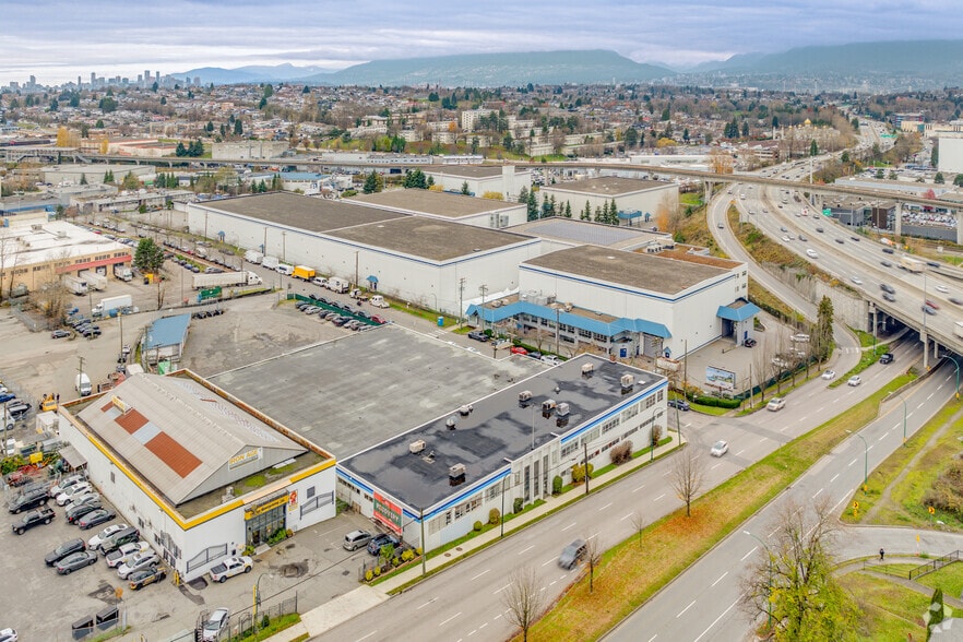 2727 Boundary Rd, Vancouver, BC à vendre - Aérien - Image 3 de 3