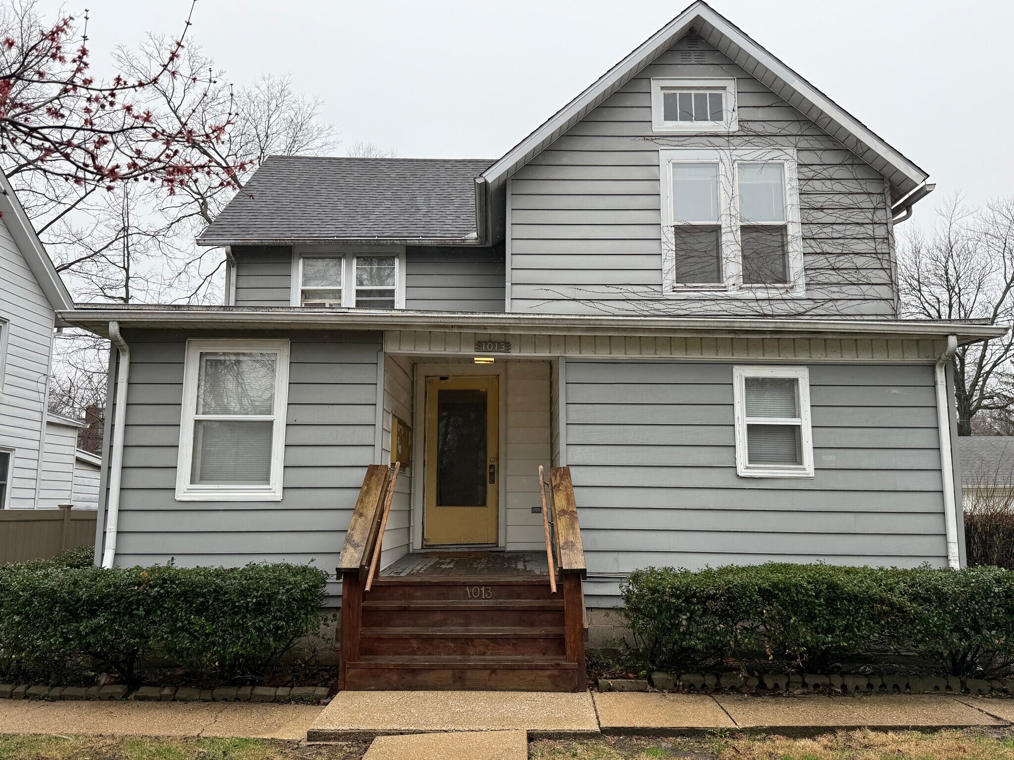 1013 W Church St, Champaign, IL à vendre Photo principale- Image 1 de 2