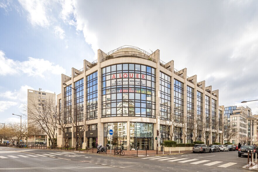 20 Rue Rouget De Lisle, Issy-les-Moulineaux à louer - Photo principale - Image 1 de 4