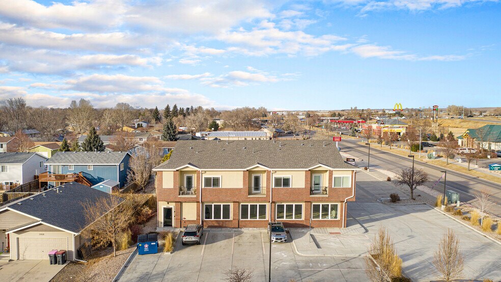 7935 6th St, Wellington, CO à vendre - Photo du bâtiment - Image 2 de 19