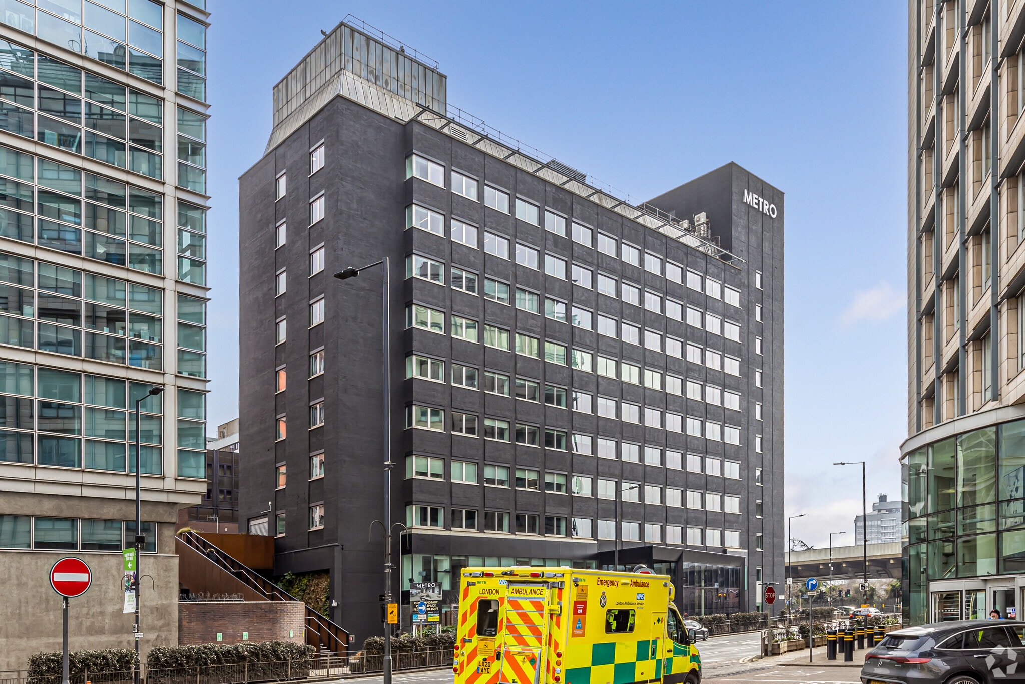 1 Butterwick, London for sale Primary Photo- Image 1 of 49