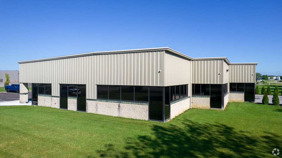 7715 Corporate Blvd, Plain City, OH à vendre - Photo principale - Image 1 de 1