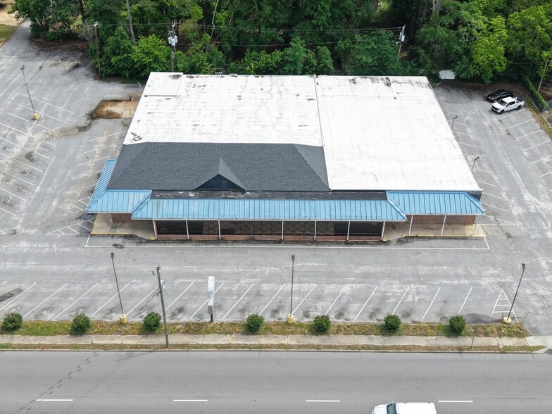 331 W Carolina Ave, Hartsville, SC for sale - Building Photo - Image 3 of 6