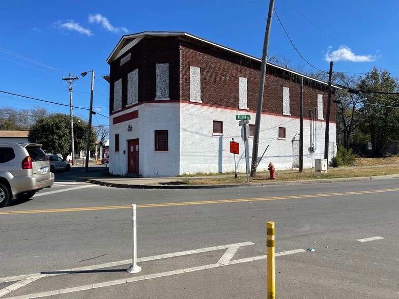 1015 Buchanan St, Nashville, TN for lease - Building Photo - Image 2 of 3