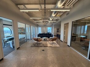 600 N Robinson Ave, Oklahoma City, OK for lease Interior Photo- Image 2 of 8