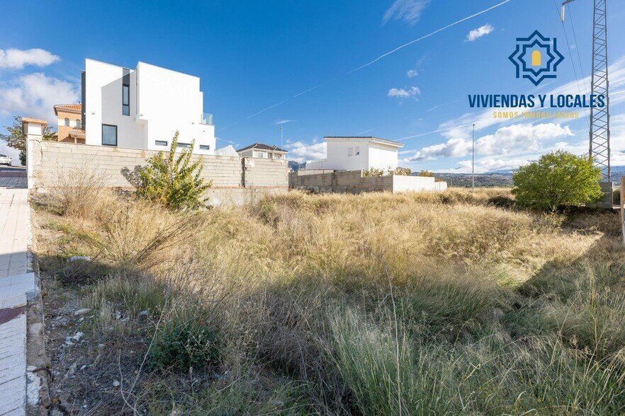 Avenida Cerro Alfonsico, 20, Peligros, Granada à vendre - Photo du bâtiment - Image 2 de 18