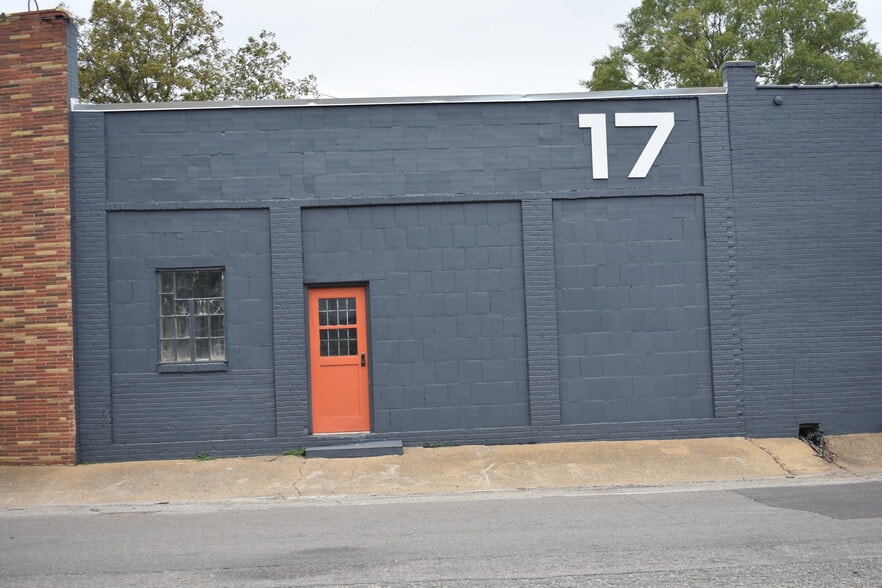 17 E Railroad St, Montgomery, AL à louer - Photo du bâtiment - Image 2 de 12