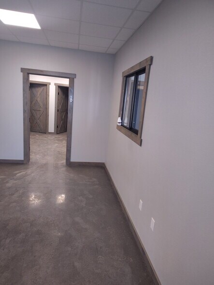 155 US 285 N hwy, Pecos, TX à vendre - Hall d’entrée - Image 2 de 29