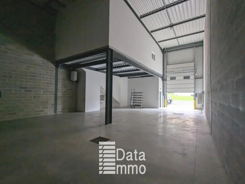 32 Rue Alexandre Volta, Meaux à louer - Photo du bâtiment - Image 3 de 10