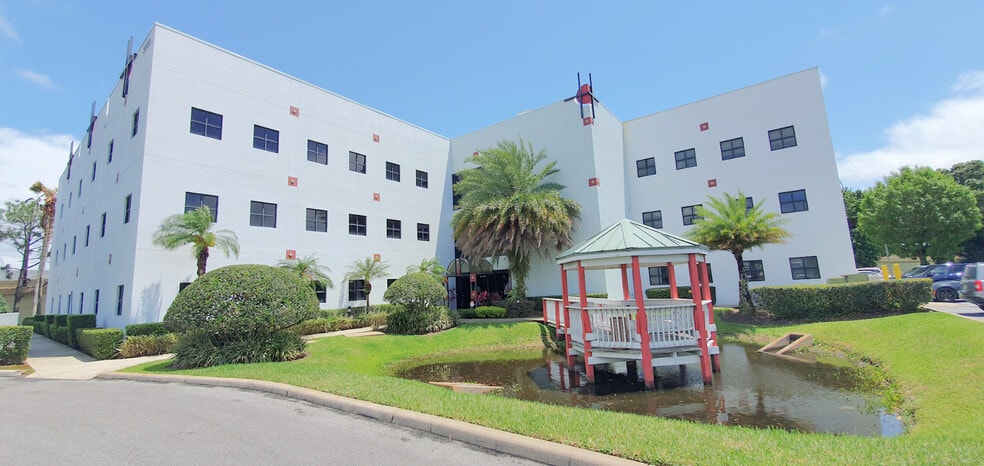 3700 34th St, Orlando, FL à louer - Photo principale - Image 1 de 17