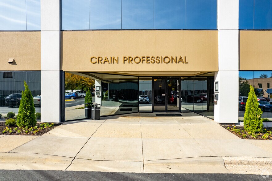 1406B S Crain Hwy, Glen Burnie, MD à louer - Photo du bâtiment - Image 3 de 5