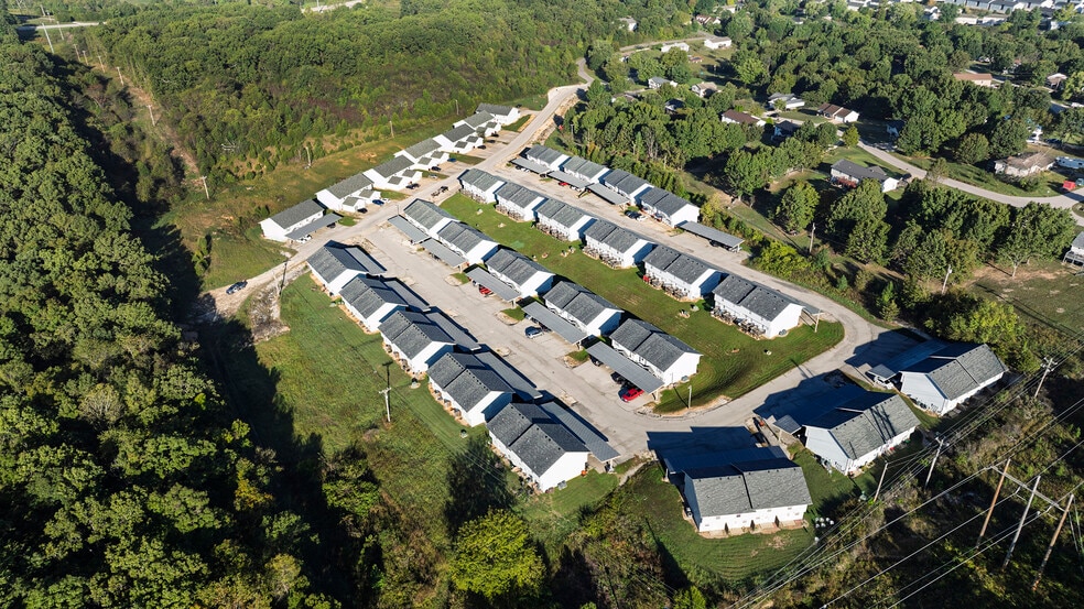 24890 Scenic Dr, Waynesville, MO for sale - Building Photo - Image 2 of 11