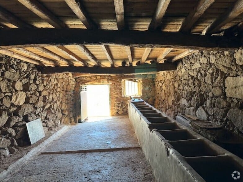 Calle Plazuelilla, 17, Gilbuena, Ávila for sale - Interior Photo - Image 2 of 6