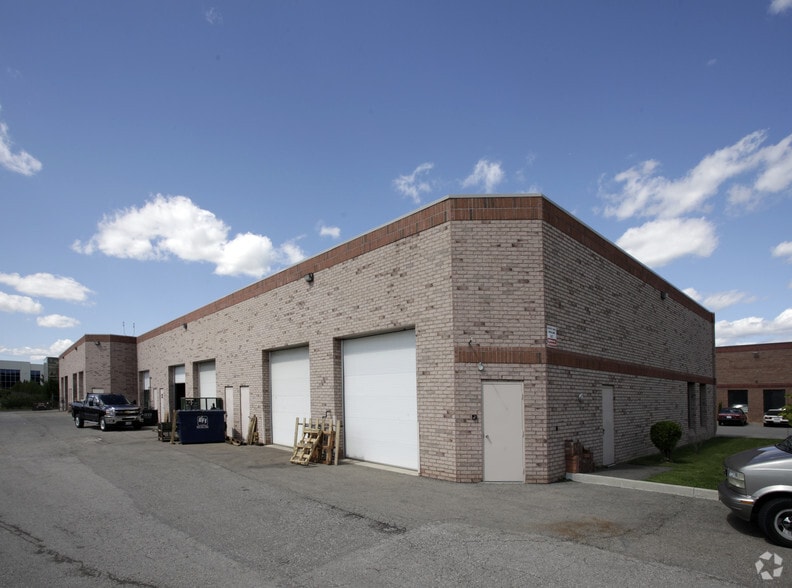 10 Loring Dr, Caledon, ON for lease - Building Photo - Image 2 of 2