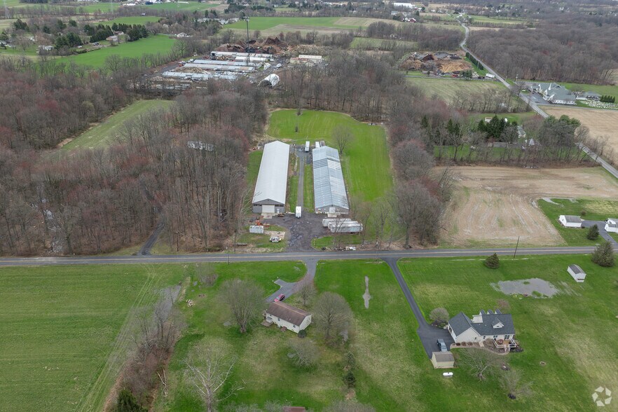 2715 Dahl Rd, Quakertown, PA à louer - Photo principale - Image 1 de 35
