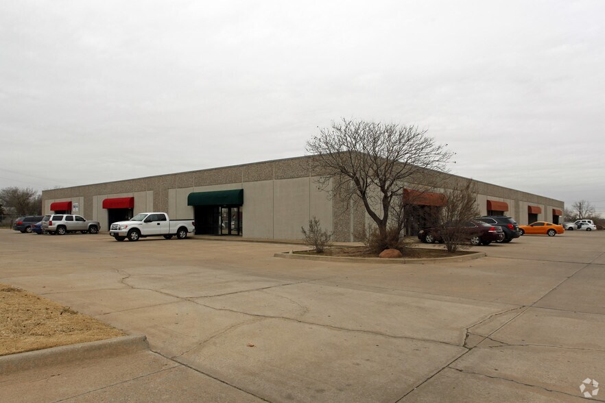 1703-1715 SW 11th St, Lawton, OK à vendre - Photo du bâtiment - Image 2 de 10