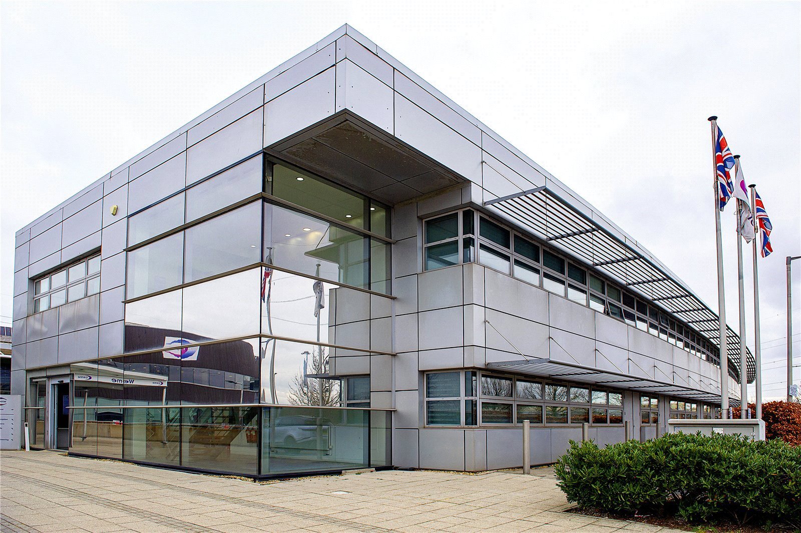 Marsh Way, Rainham for lease Primary Photo- Image 1 of 7