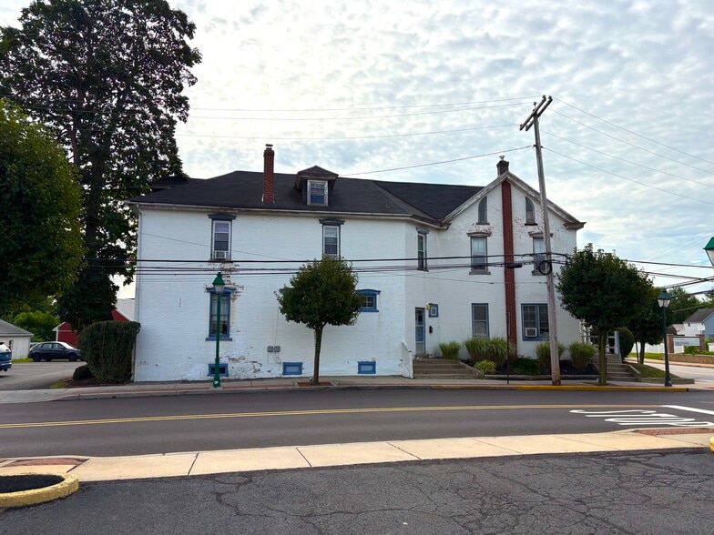 105 S Main St, Hatfield, PA for sale - Building Photo - Image 3 of 8