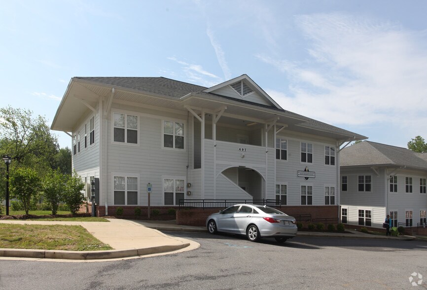 501 Main St, Prince Frederick, MD à vendre - Photo du bâtiment - Image 2 de 12