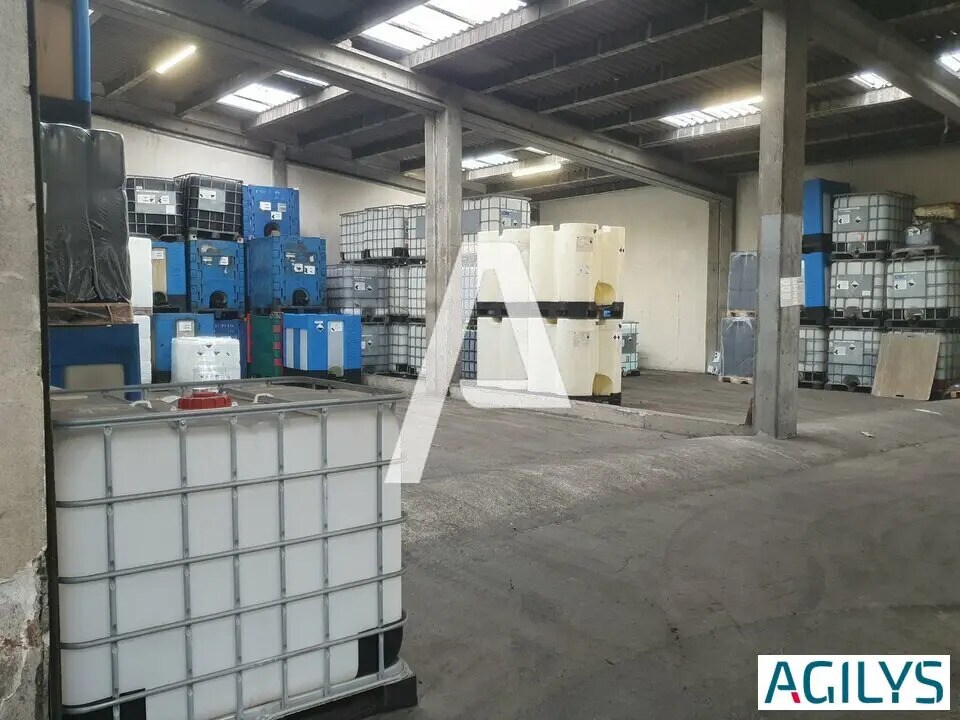 Local d'activités dans Vitry-sur-Seine à vendre Photo intérieure- Image 1 de 9