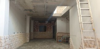 Plus de détails pour Multi-résidentiel à vendre