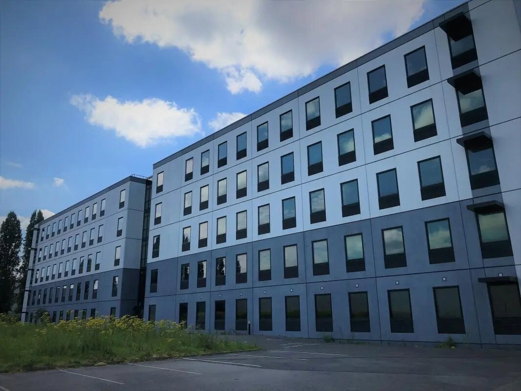 16 Rue De L'Equerre, SAINT-OUEN-L'AUMONE à louer Photo du bâtiment- Image 1 de 15