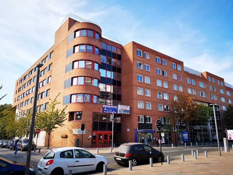 22-34 Cours Blaise Pascal, Évry-Courcouronnes for lease - Primary Photo - Image 1 of 2