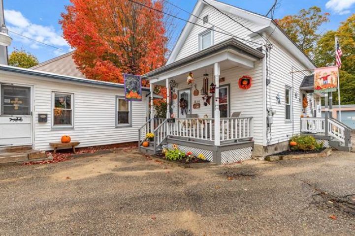 36 Lafayette St, Rochester, NH à vendre - Photo principale - Image 1 de 1