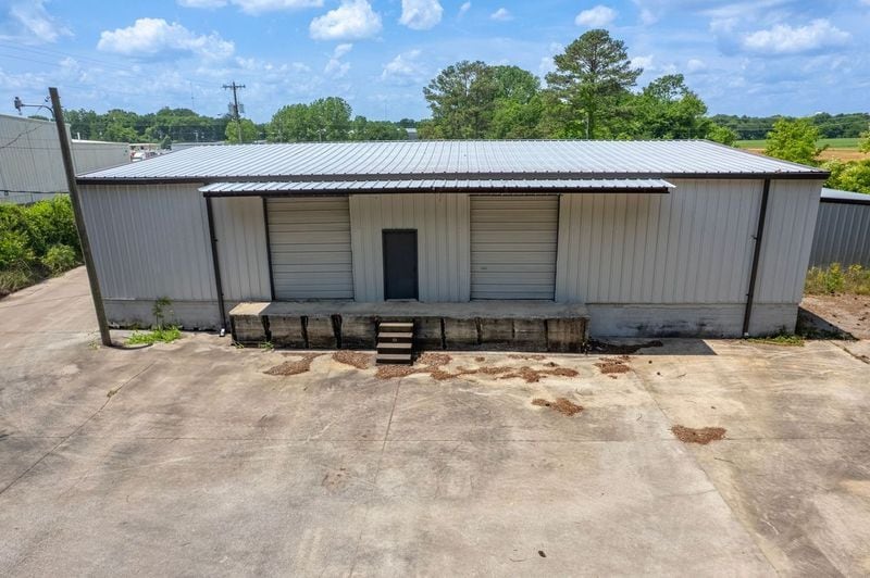 835 McEntire Ln, Decatur, AL à louer - Photo du bâtiment - Image 3 de 9